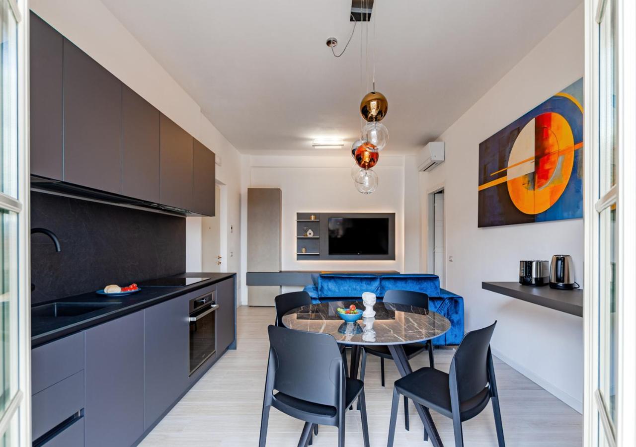 Tower View Luxury Apartment On The River Pisa Exterior photo